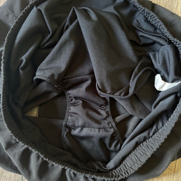 Old Navy Active Women’s Black Drawstring Running Shorts with liner Size Medium - Picture 6 of 9